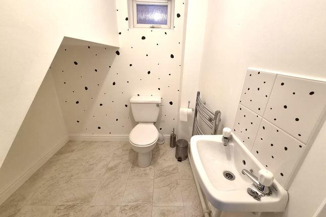 30, Keepers Way, Sleaford photo 2
