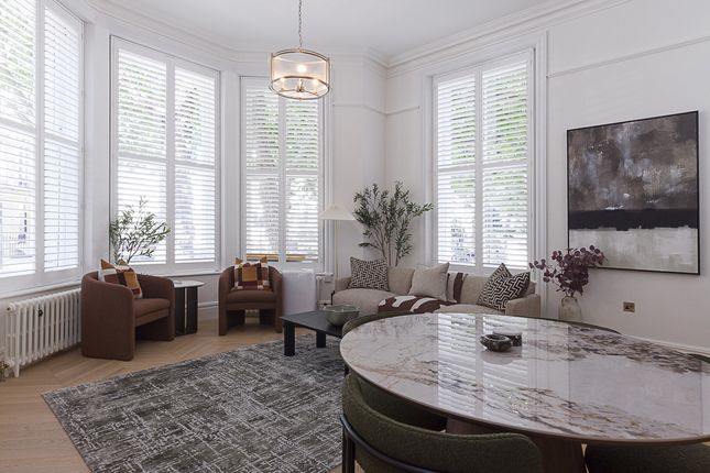 Flat A, 21, Holland Park Gardens, London photo 2