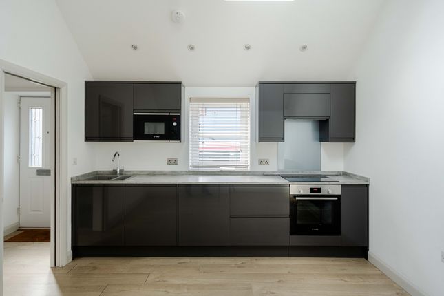 92 Elmdale Road, Bristol photo 2