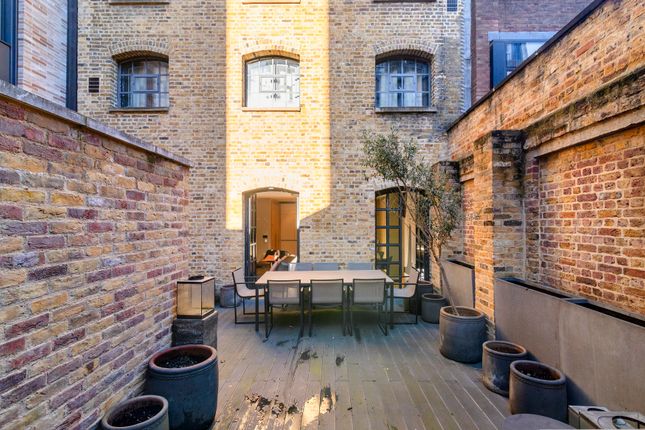 104 Floral Court, 25 Floral Street, Covent Garden photo 3