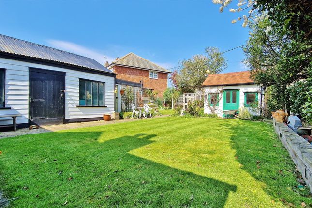 Property for sale in Green Lane, Walton On The Naze