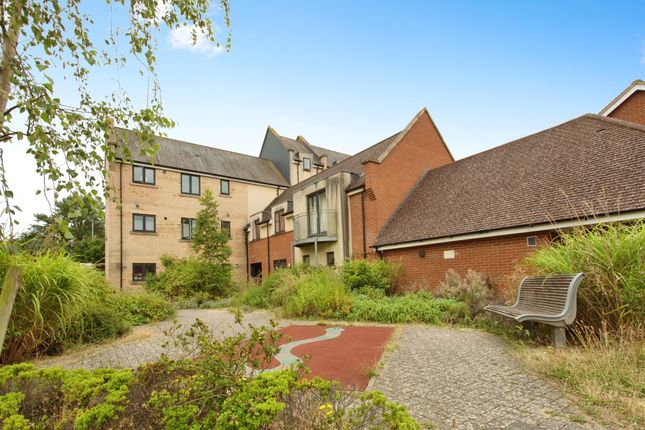 Thumbnail Flat for sale in Sweetpea Way, Cambridge