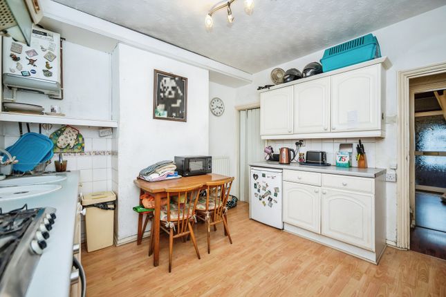 Terraced house for sale in Cookham Hill, Rochester