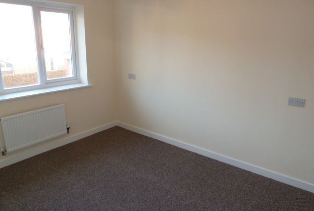 24, Chandlers Close, Chorley photo 4