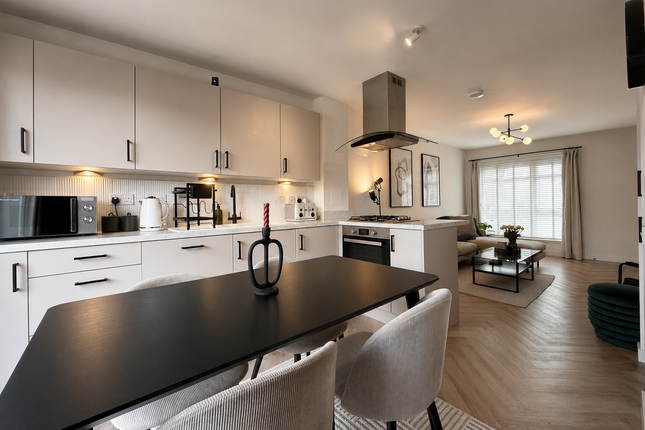 8, Lorne Terrace, Glasgow photo 3