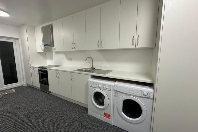 2 Bedroom Flat To Rent In Southall Ub1