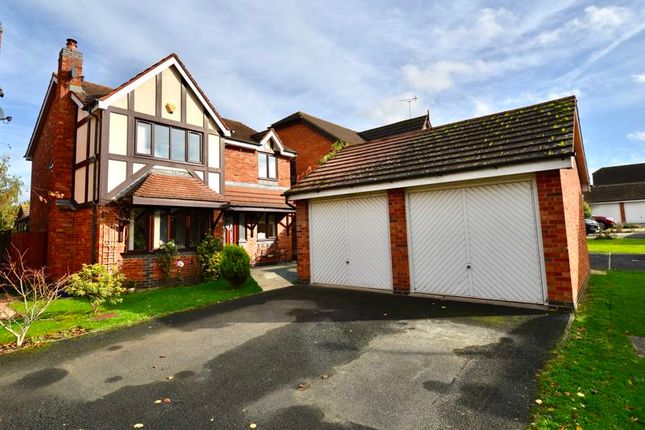 Thumbnail Detached house for sale in Priors Walk, Evesham