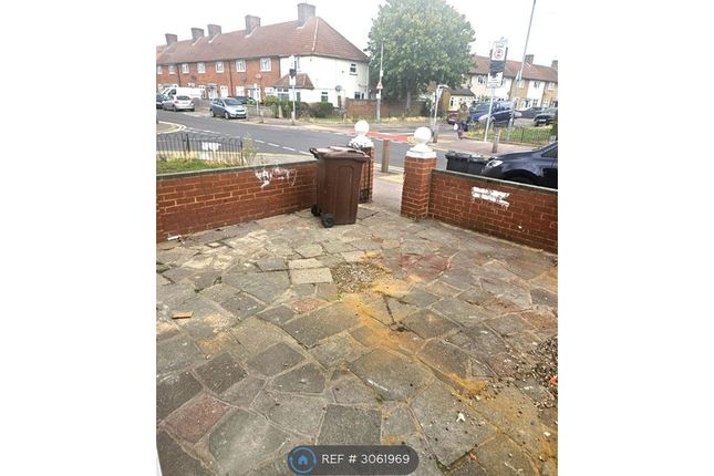 Arnold Road, Dagenham photo 2