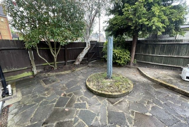 1, Herbert Road, Bromley photo 2