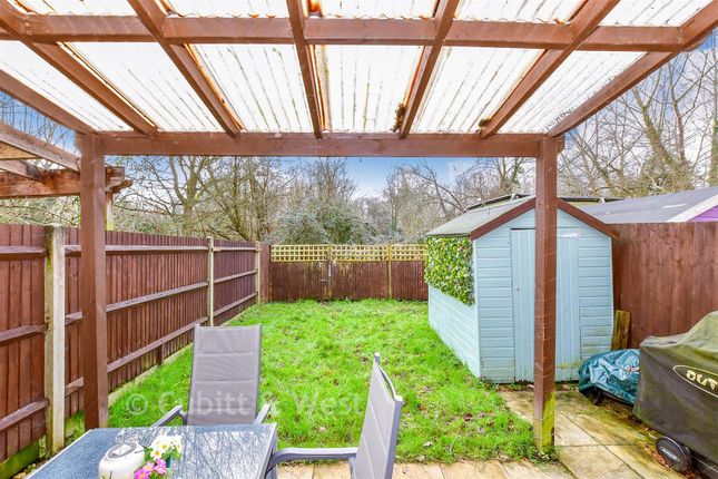 2-bed semi-detached on 19, Hazel Copse, Chichester, £131,980