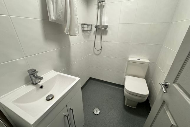 Flat 1, 36C, Riches Street, Wolverhampton photo 5
