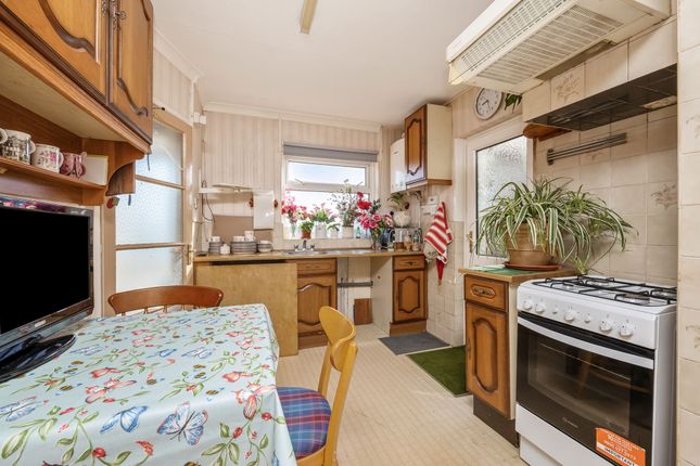 9 Fairview Rise, Brighton photo 4
