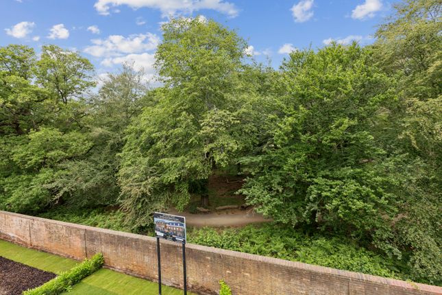 Plot 8, Flat 6, Shalford Lodge, Kingston Hill, Kingston Upon Thames photo 2