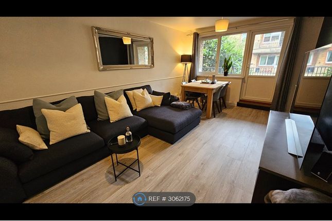 Bath Close, Peckham, London photo 2