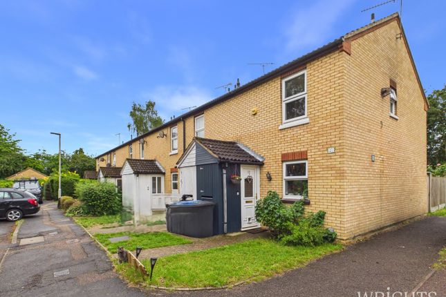 27, Bassingburn Walk, WELWYN GARDEN CITY photo 2