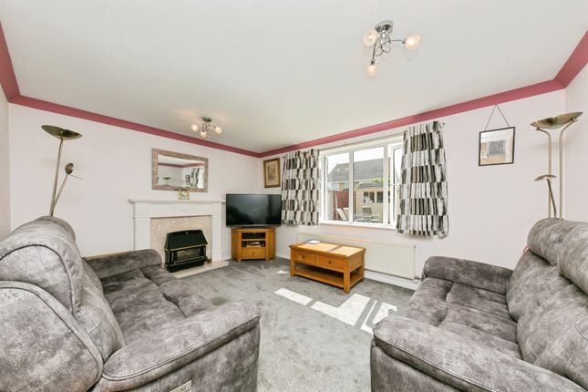 15, Wentworth Grove, Winsford photo 3