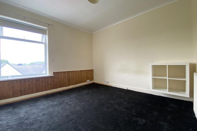 33, Kimberley Street, Dewsbury photo 4