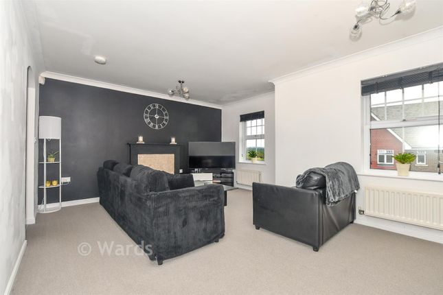 11, Kirk View, Ashford photo 4