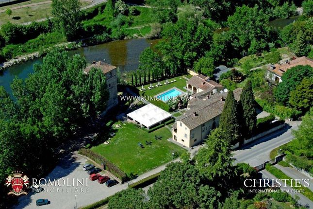 Leisure/hospitality for sale in Arezzo, Tuscany, Italy