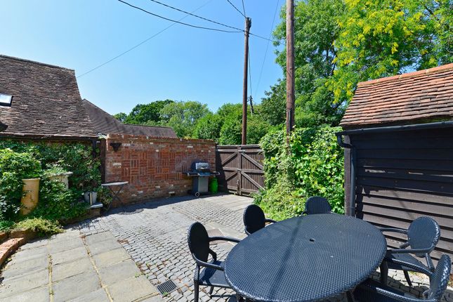 Wyndrums The Village, Cranleigh photo 4