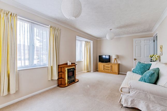 37, Beck Court, Beckenham photo 4