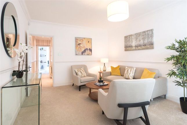 Flat to rent in The Old Vicarage, Bennett Street