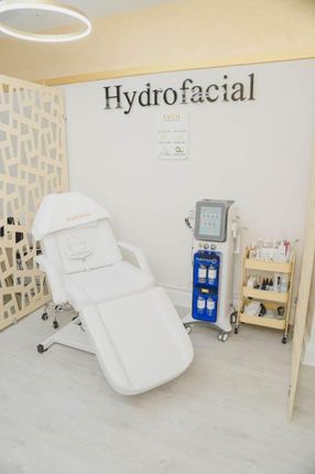Beauty Salon For Sale, Oxford Road, Middlesbrough photo 3
