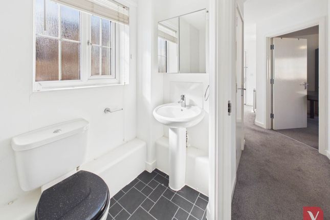25, Russett Way, Dunstable photo 4