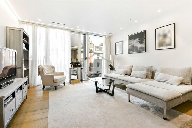 Flat to rent in Nova Building, Buckingham Palace Road, Westminster