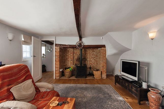 11, North End, Royston photo 2