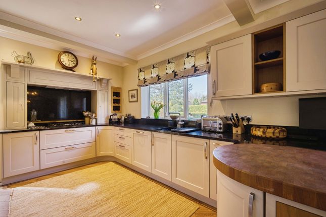 11, Hillcrest Road, Stockport photo 4
