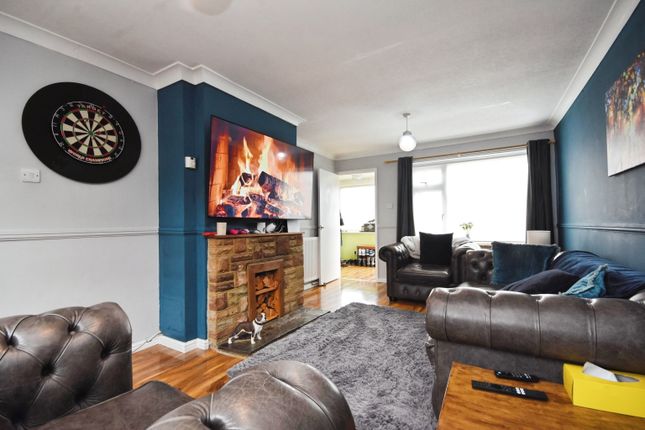 17, Gardeners Road, Halstead photo 4