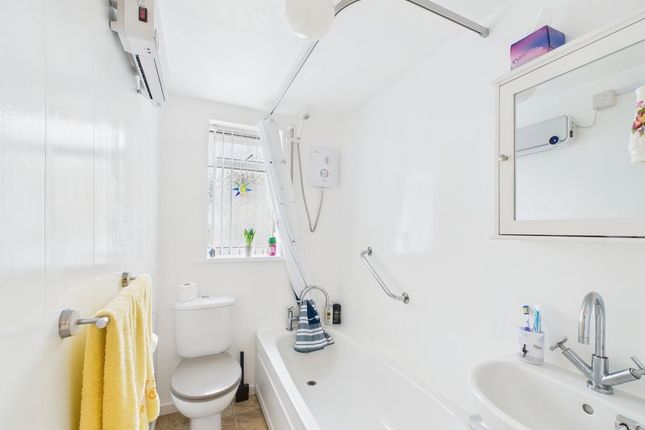 3 Nettles Row, Trevelyan Road, Redruth photo 4