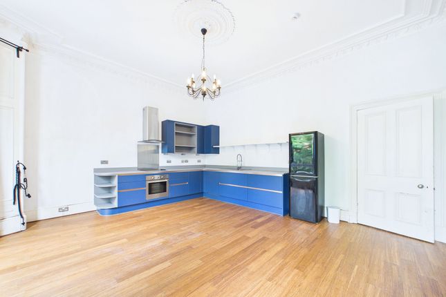 11 Niddrie Square, Glasgow photo 4