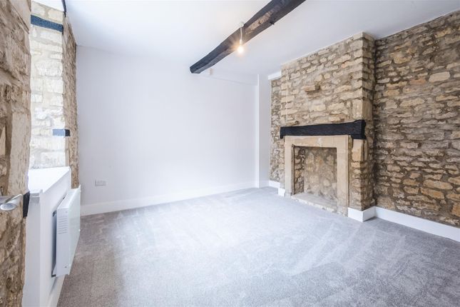 Thumbnail Terraced house for sale in White Hart Mews, The Green, Calne