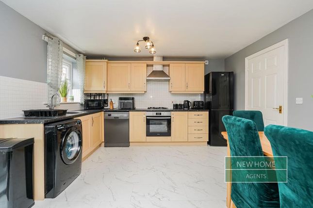 8A, Douglas Way, Seaham photo 3