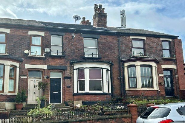 Thumbnail Property to rent in Thicketford Road, Bolton