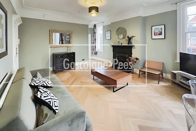 Flat 4, Guildford photo 2