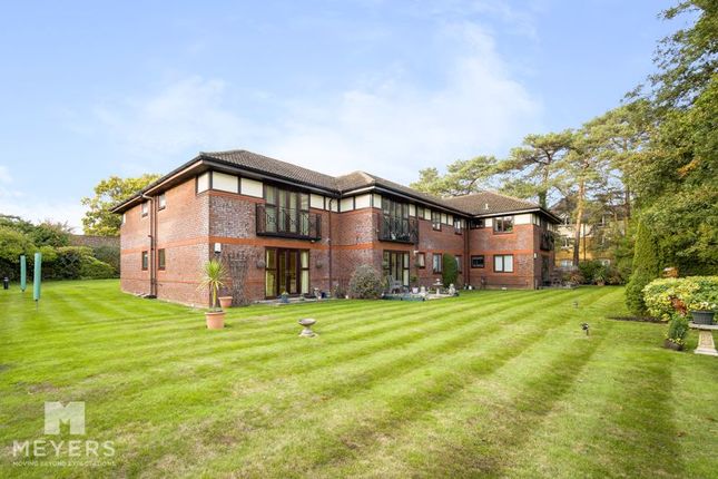 Thumbnail Flat for sale in Broadleas, Ringwood Road, Ferndown