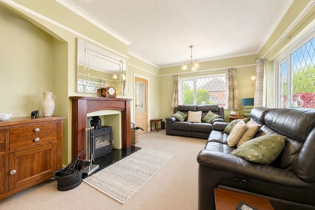 33, Lea Green Lane, Birmingham photo 4
