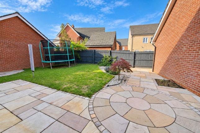 35, Edith Avenue, Bedford photo 4