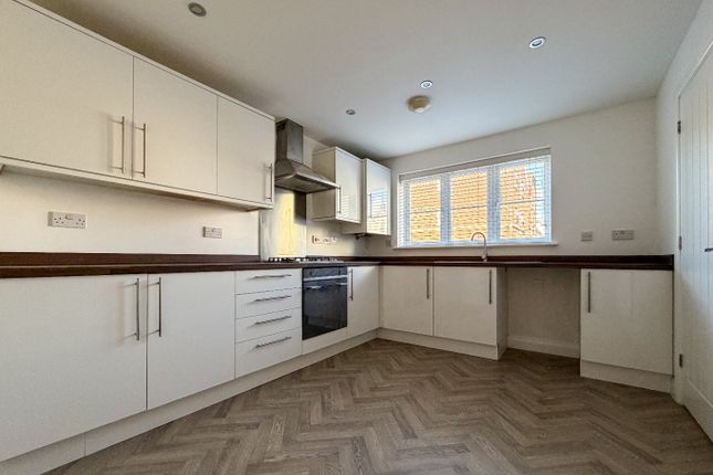 19 Canal View, Bathpool, Somerset photo 3