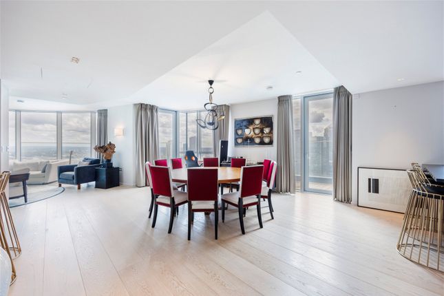 Duplex for sale in Biscayne Avenue, London