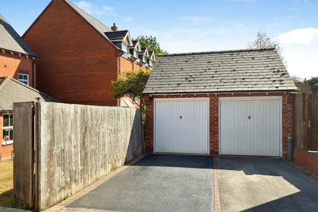 4, Rose Hip Walk, Witham St Hughs photo 3