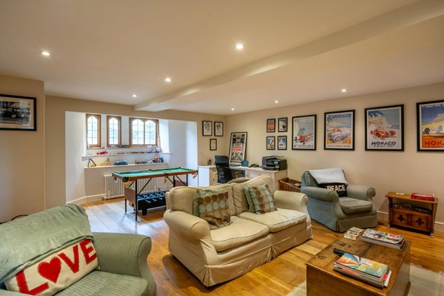 Play Room