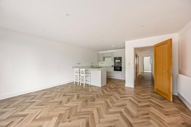 102, 55, Goldstone Crescent, Hove photo 4