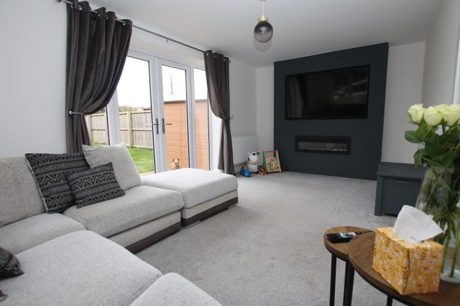 Semi-detached house for sale in Goldcrest Avenue, Lincoln