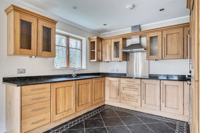 3 Dunwood Court,, Salisbury Road, Romsey photo 3