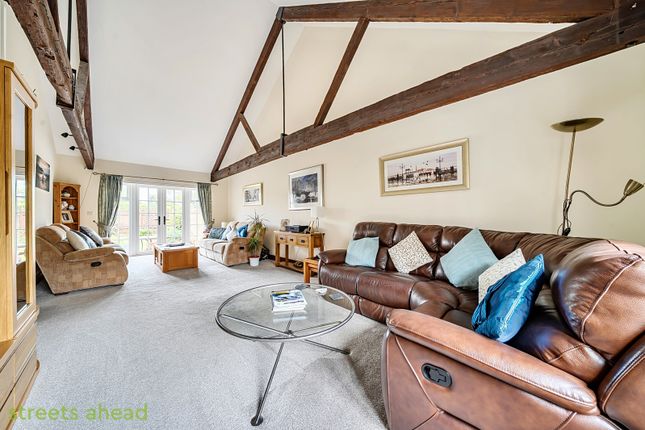 Plough Cottage, The Steading,, Nutfield Marsh Road, Redhill photo 3