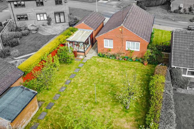 Thumbnail Bungalow for sale in Rochester Wynd, Leeds